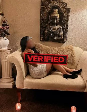 Laura fucker Find a prostitute Wiradesa