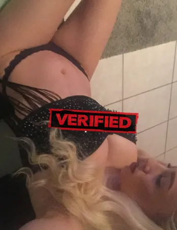 Leah anal Prostituierte Gamprin